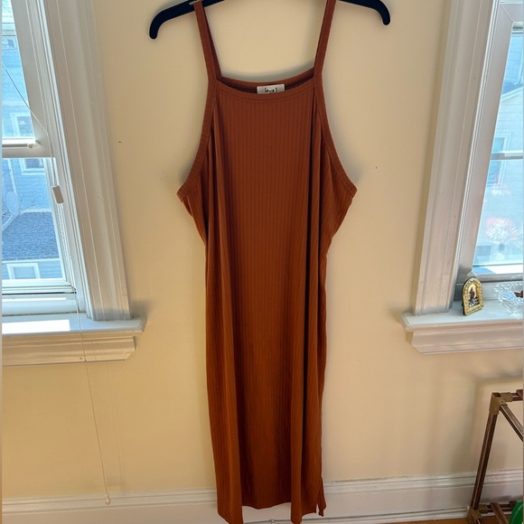 Love J Brown racerback Plus Size Bodycon dress - RAINBOWSHOPS - Picture 4 of 4